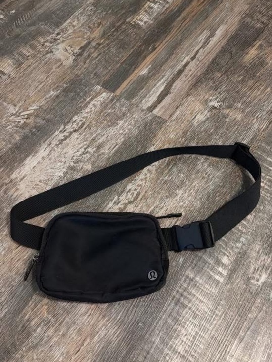 lululemon athletica Handbags - lululemon athletica Belt Bag